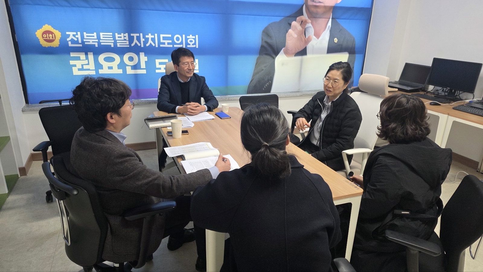 권요안 도의원, 다함께돌봄 정책간담회 추진 2