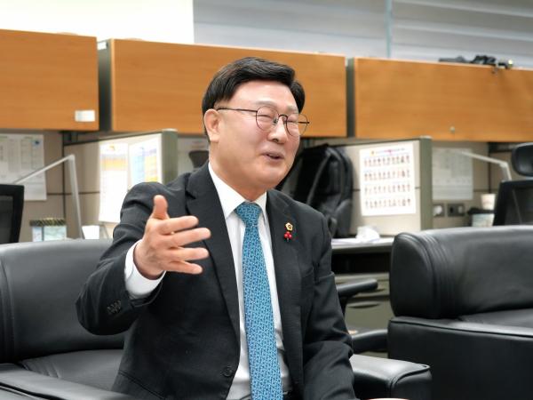 <인터뷰> 문승우 의장, 신년 맞이 1문 1답 3