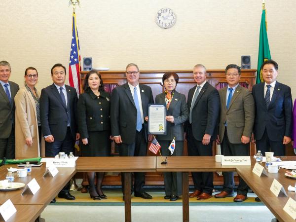 전북자치도의회, 미국 워싱턴주의회와 우호협력 체결 2