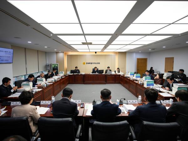 도의회 예결위, 전북자치도 및 도교육청 예산안 심사 돌입 2