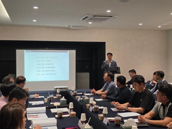 김동구 도의원, 군산 디오션루체 아파트 품질점검 현장 방문 2