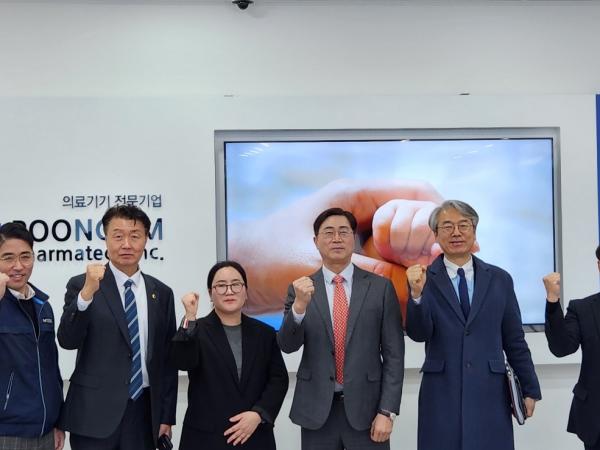 김동구 의원, 군산 풍림파마텍 방문 기업 애로사항 청취 2