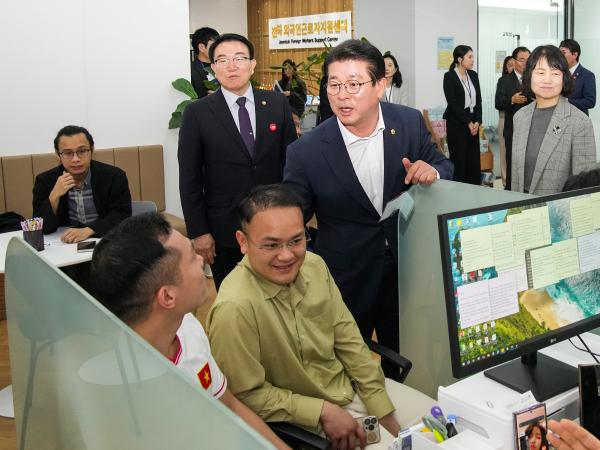 전북자치도의회 기획행정위원회, 국제협력진흥원 등 현지의정활동 전개 4