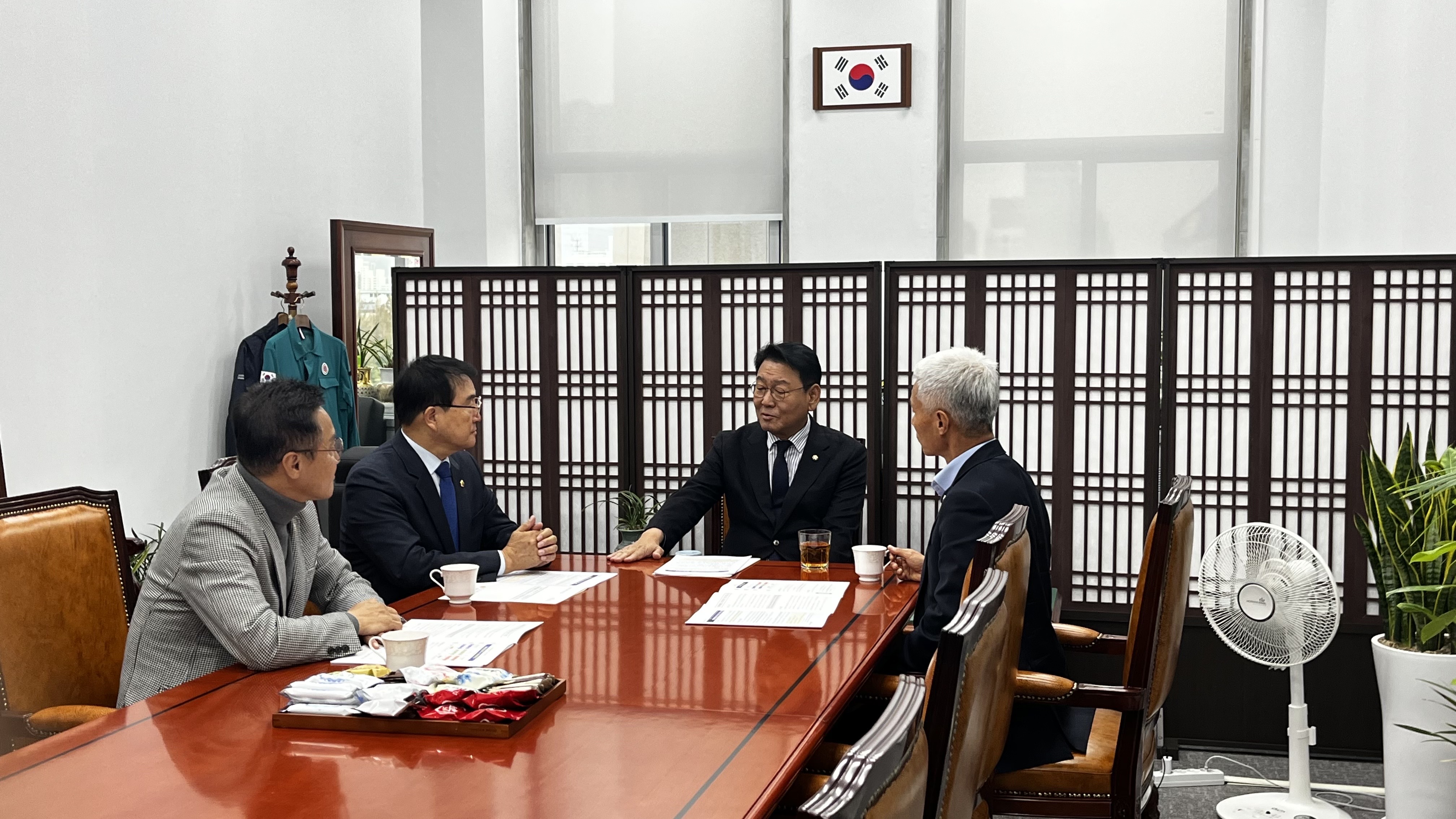  전북특별자치도 특위, 김교흥 국회 행안위원장 만나 ‘전북특자도법’ 개정안 연내 통과 촉구 2