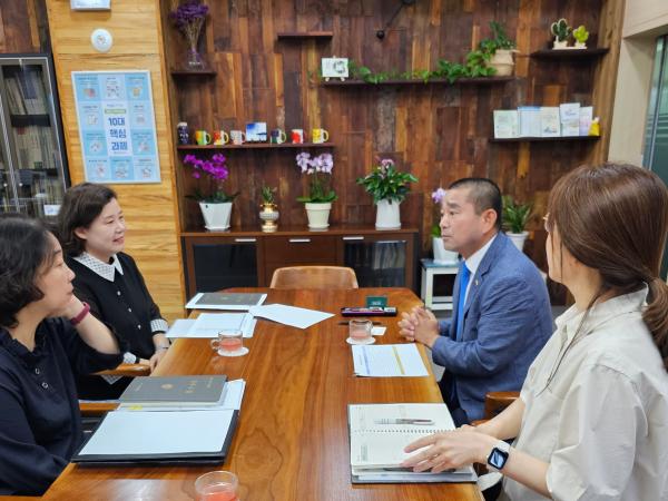 윤수봉의원, 완주교육지원청과 예산정책 간담회 가져 2