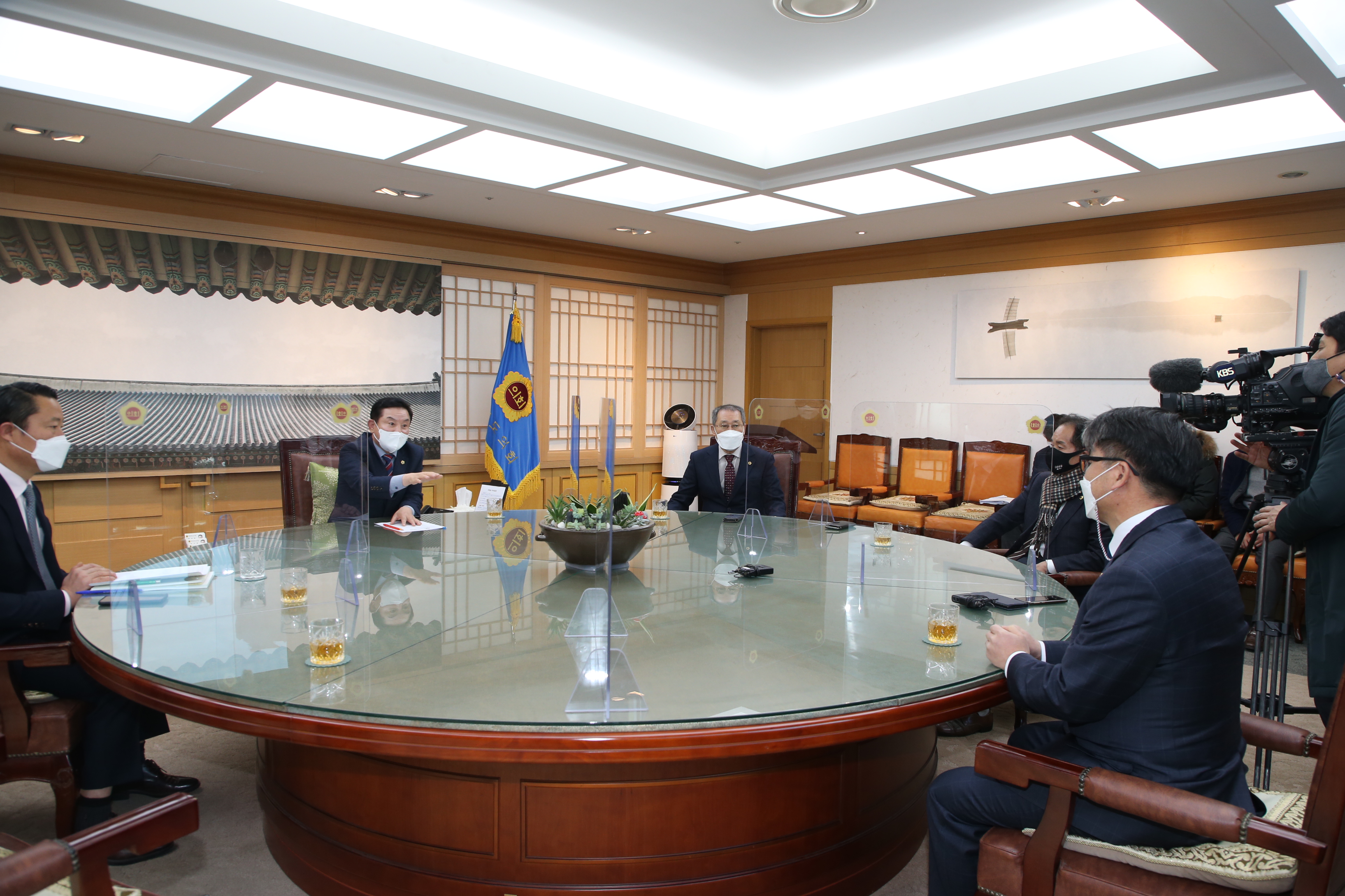 도의회 의장단, 도교육청 의회 경시 재발 방지 주문 2