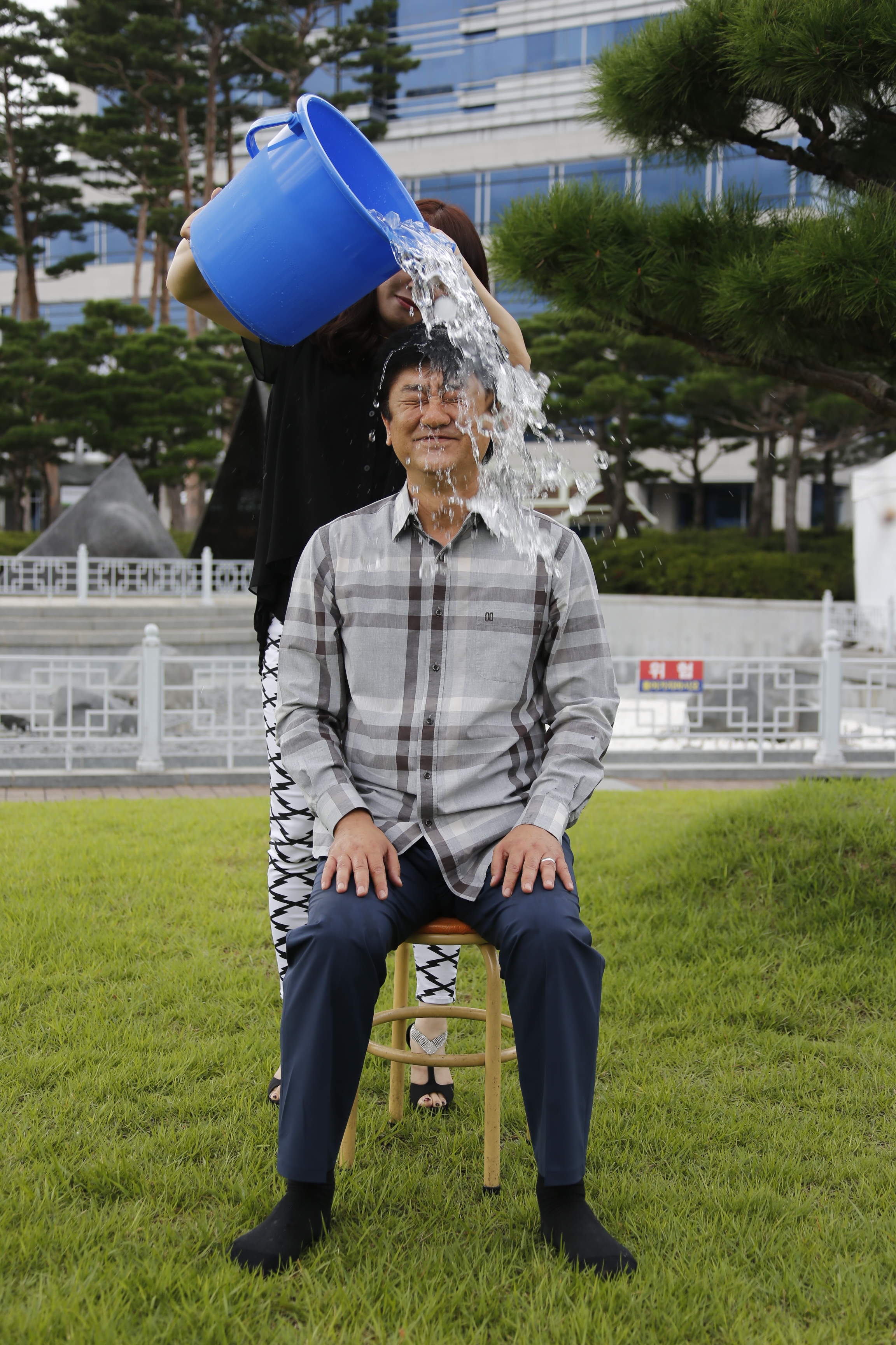 도의회 김연근 행정자치위원장“아이스 버킷”동참 2