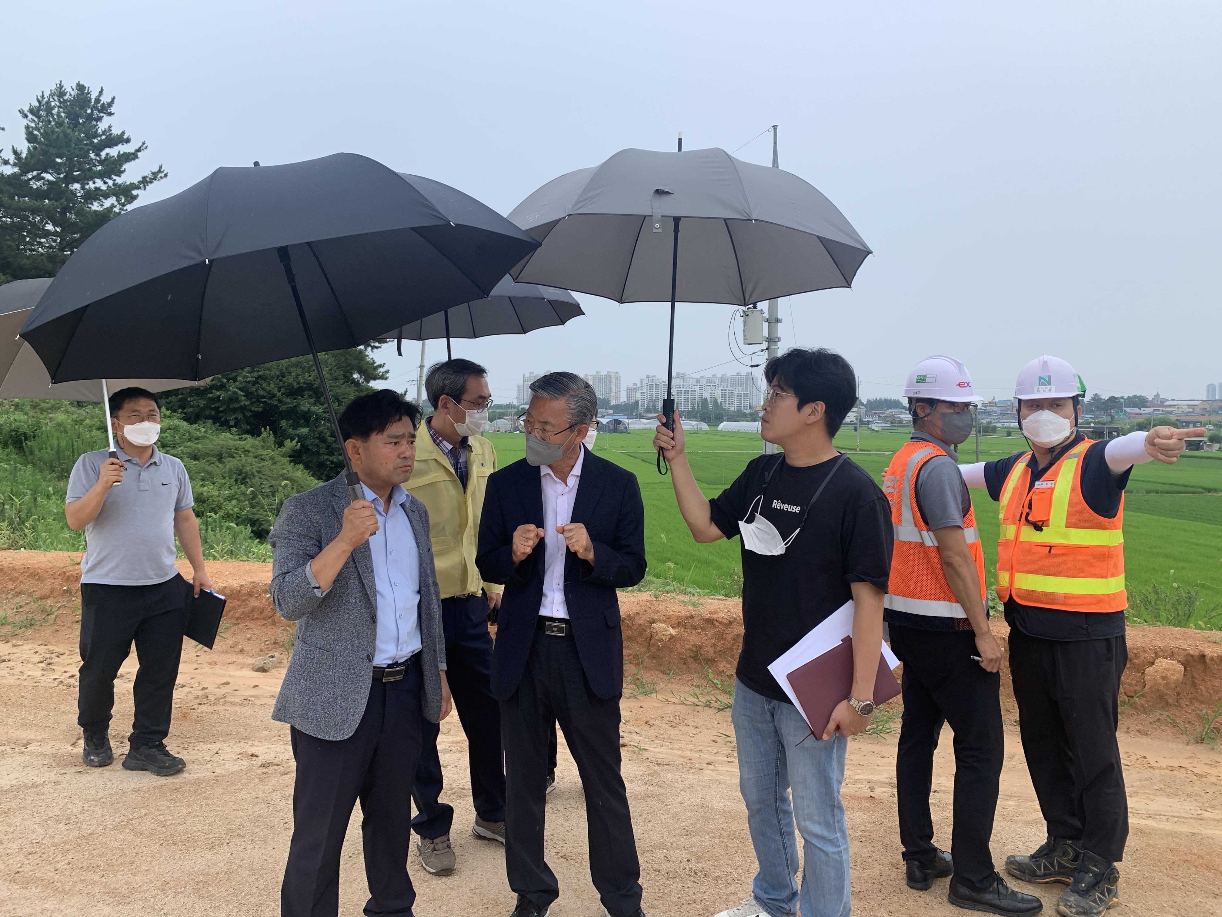 윤수봉 도의원, 새만금-전주 고속도로 이서면 통로박스 확장 강력 건의 2