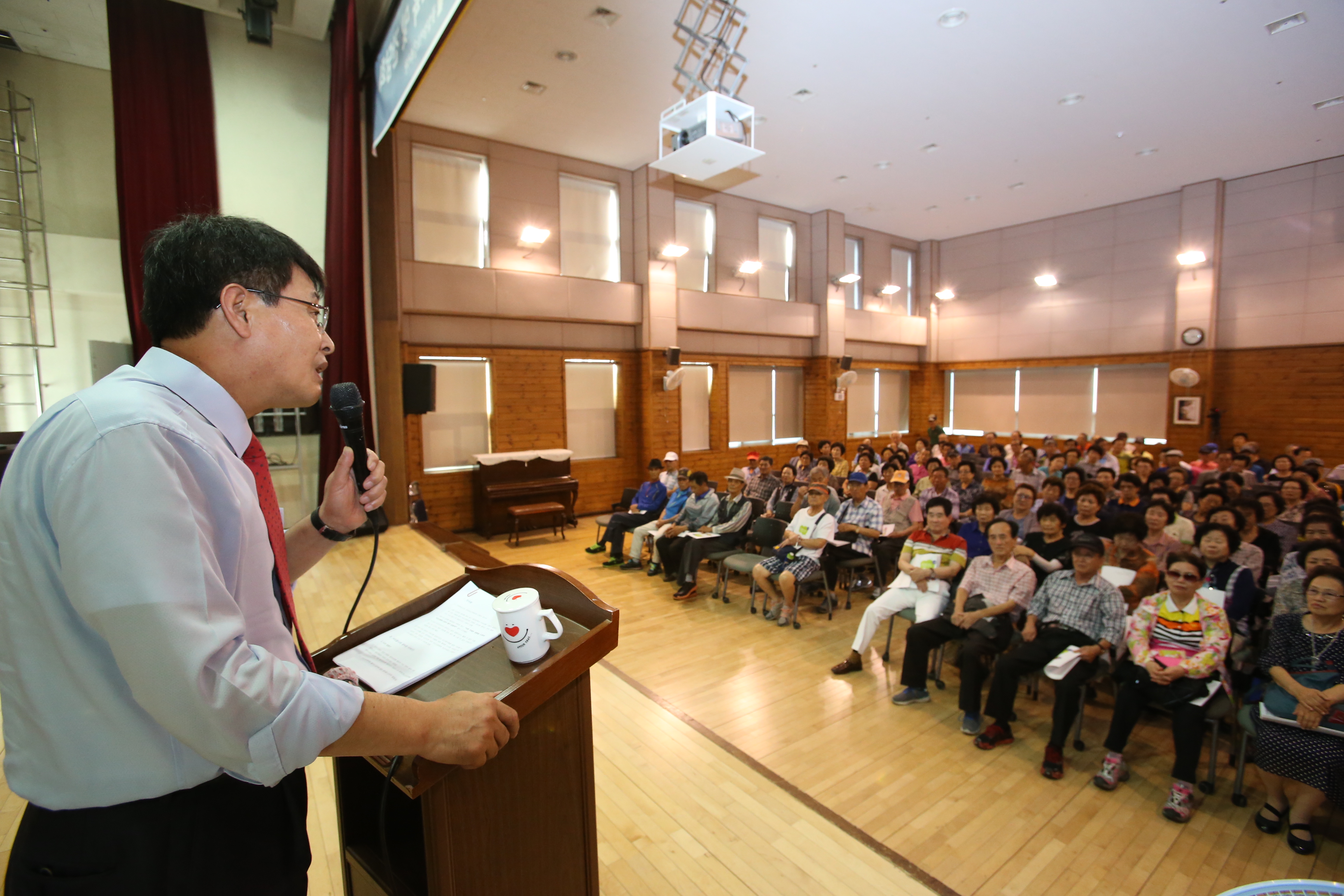 김광수 전라북도의회 의장 꽃밭정이 복지관 특강 3