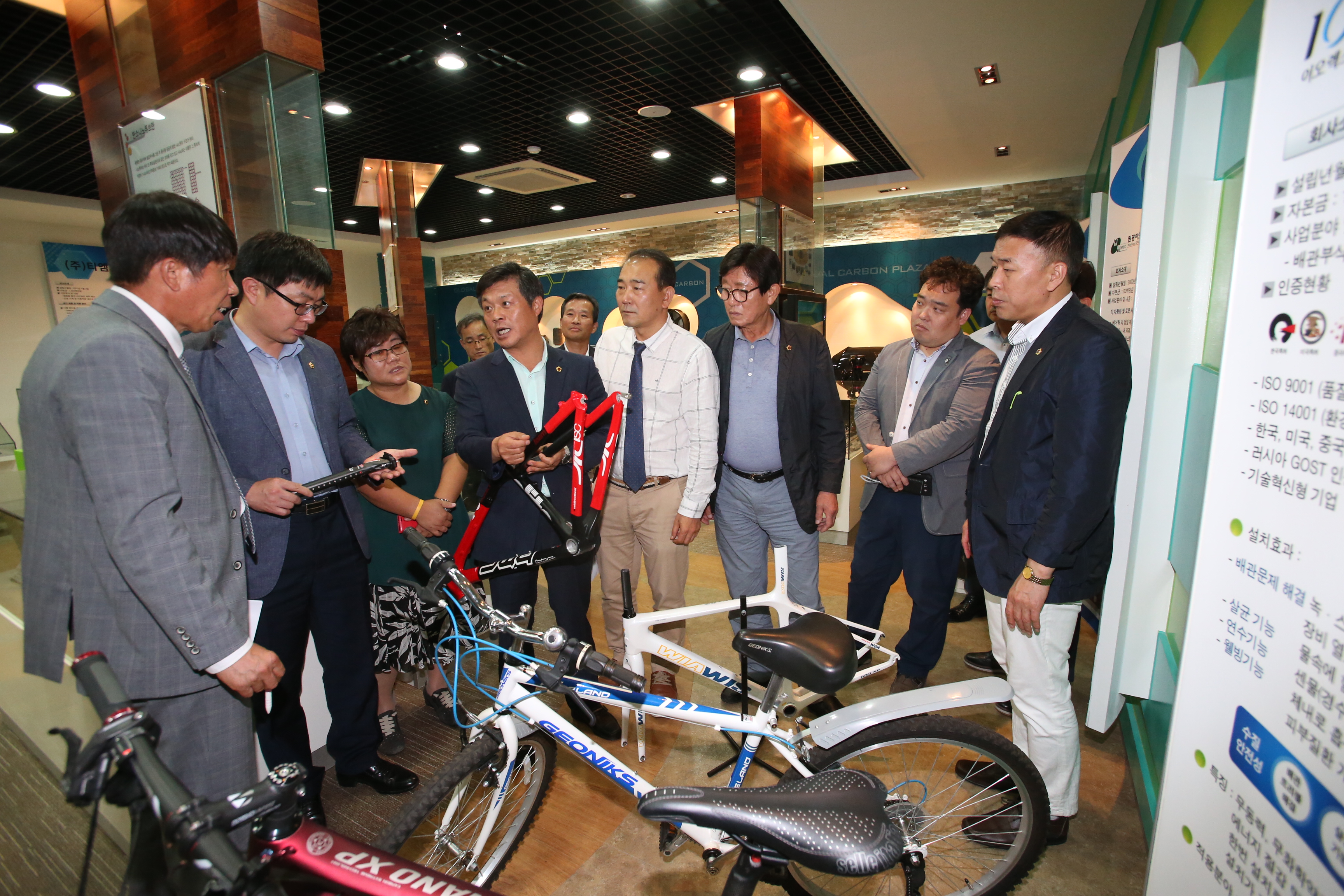 도의회 산경위 전북 탄소산업 메카 방문 2