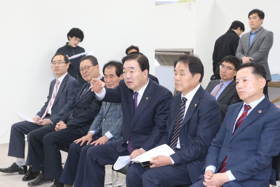 환경복지위원회, 어린이창의체험관 공사현장 방문 4