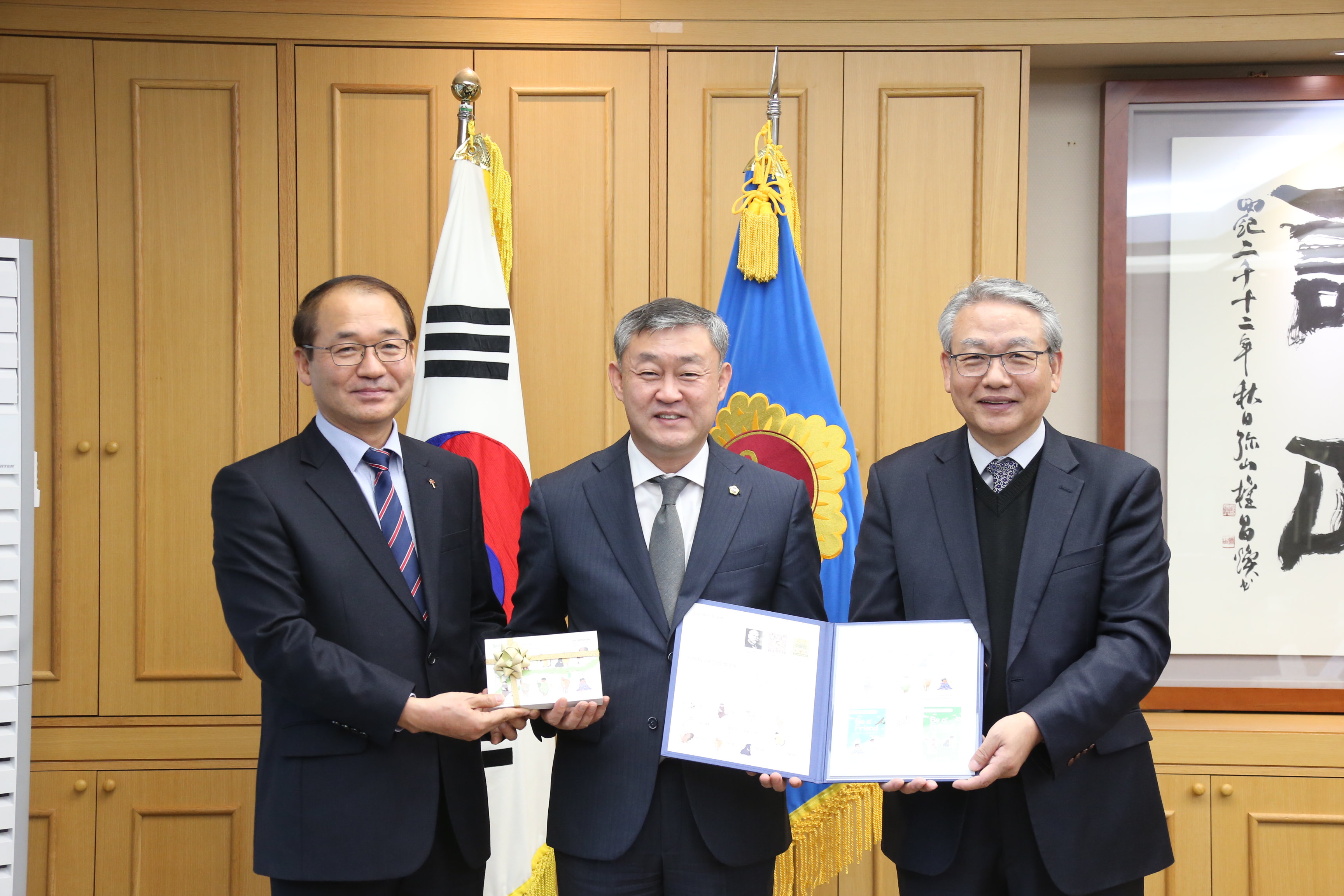 “연말연시 소외계층과 함께 합시다”(대한적십자사, 결핵협회) 3