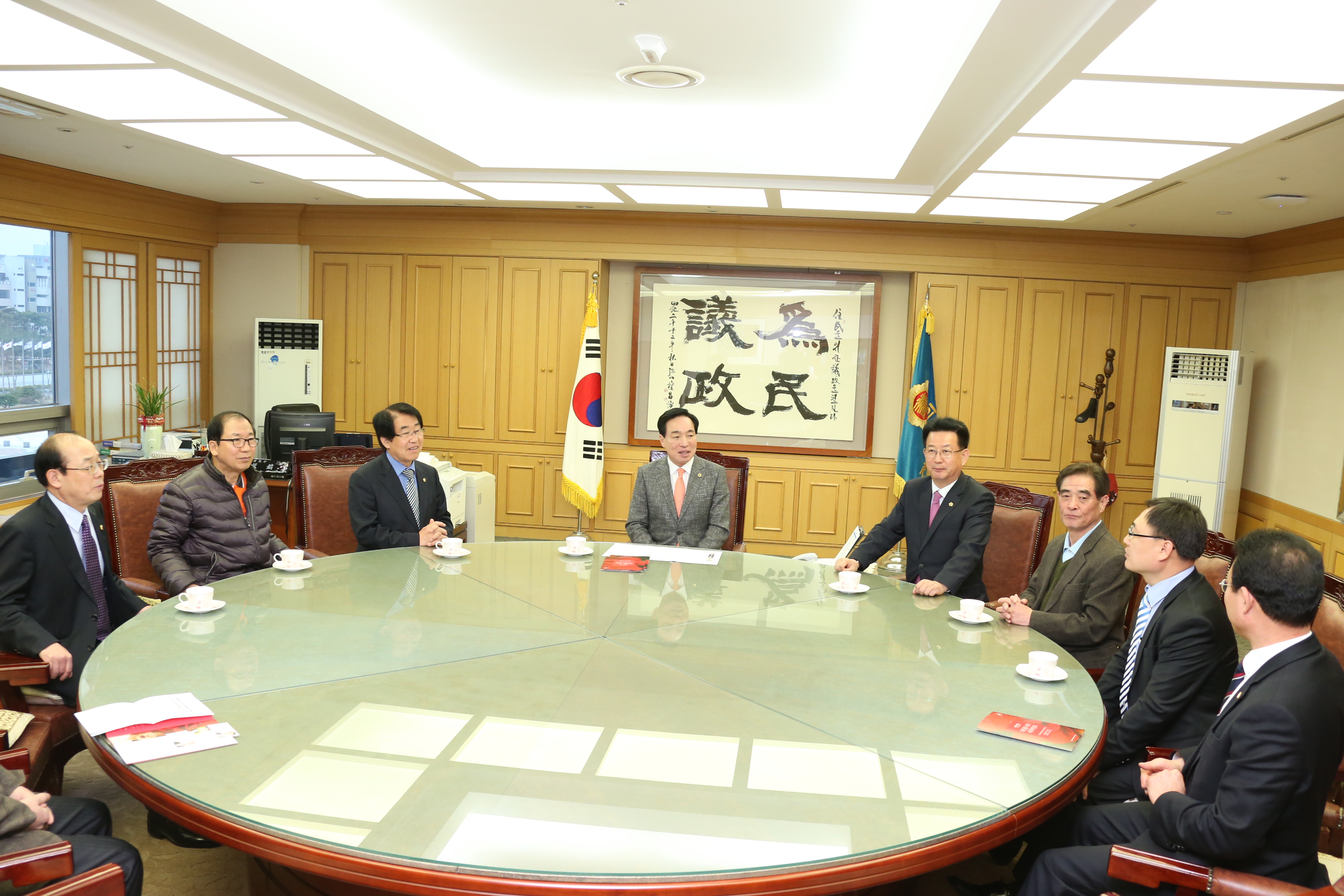 최진호 도의장,“새만금상설공연·소리축제”등 명소·공연 자랑 2