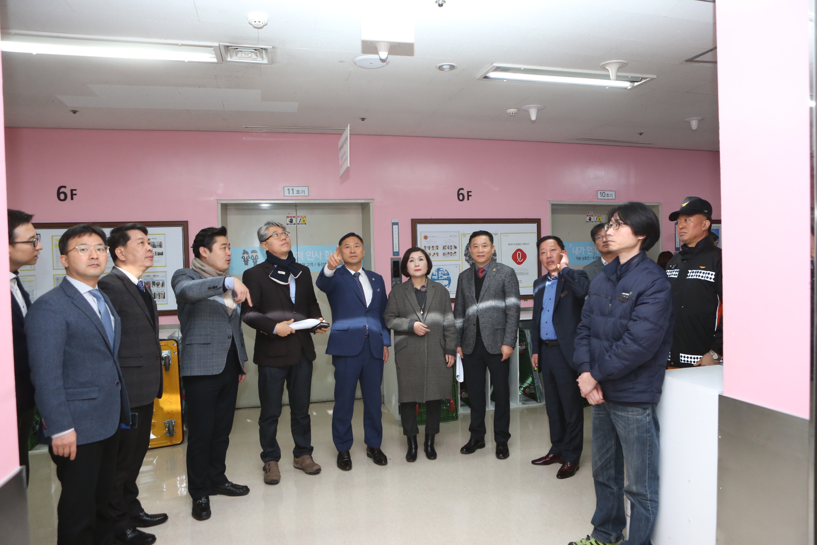 도의회 행자위, 도내 다중이용업소 소방시설 점검 4