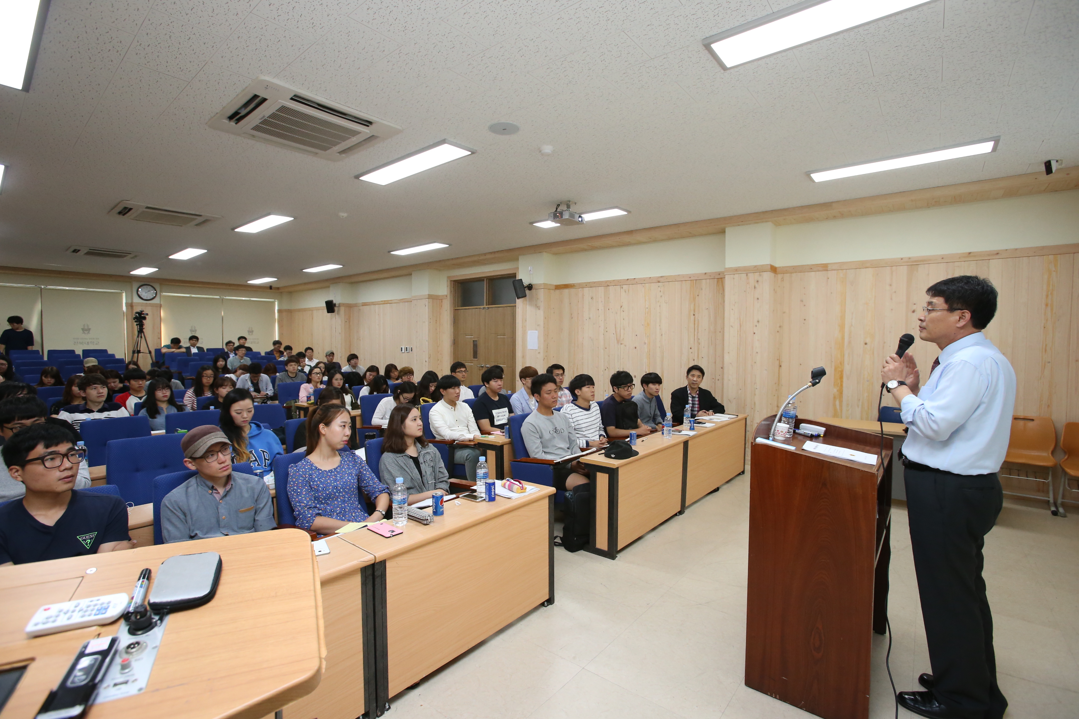 김광수 전라북도의회 의장 대학생 정치참여 특강 3