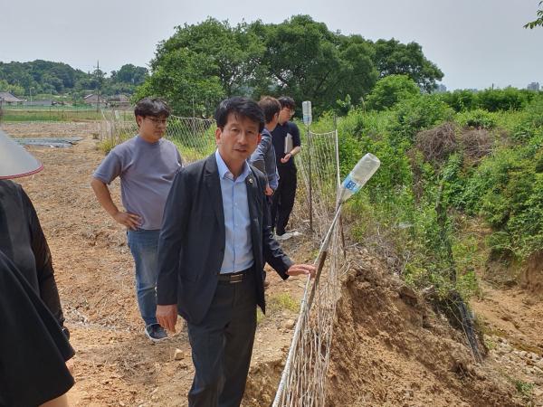 권요안 의원, 장마철 대비 소하천 합동 현장점검 2