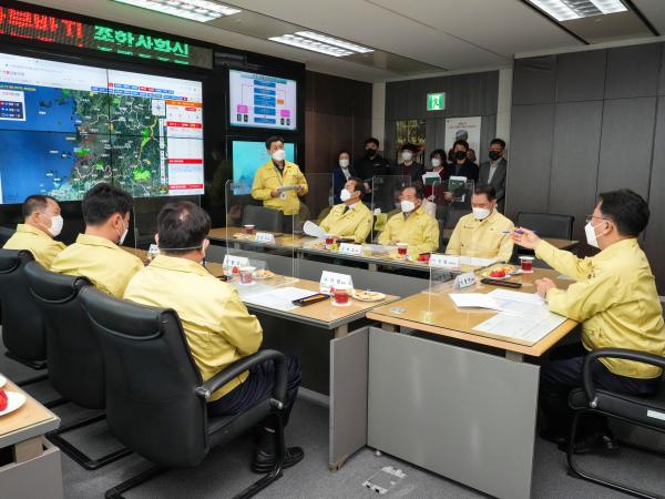 전북도의회 환경복지위원회,  산불방지 종합상황실 현지의정활동 전개 1