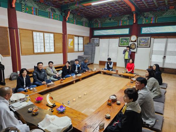 도의회 지방소멸 대응 문화 관광진흥 연구회 선진지 답사 2