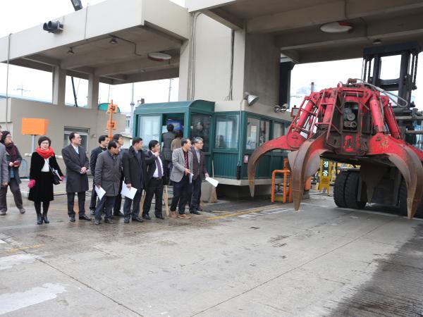 군산항 수입물품에 대한 방사능 오염여부 실태파악 특별위원회 현장 방문 2