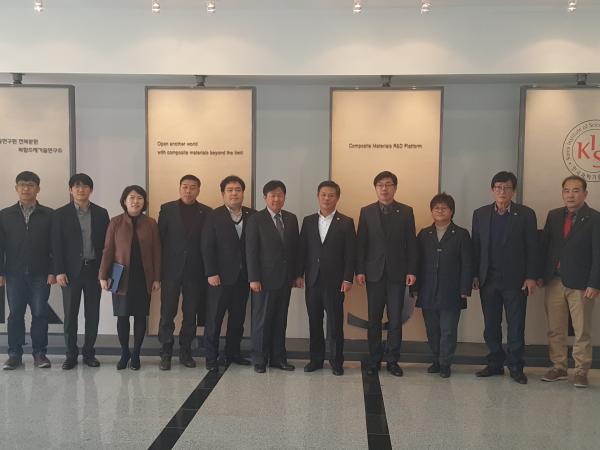 도 의회 농경위,  KIST전북분원 현장 점검 3