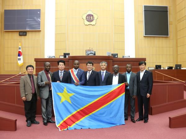 콩고 남부 키부주의회 의원, 전라북도의회 방문 2