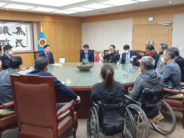 송지용 의장, 교통장애인협회와 간담회 3