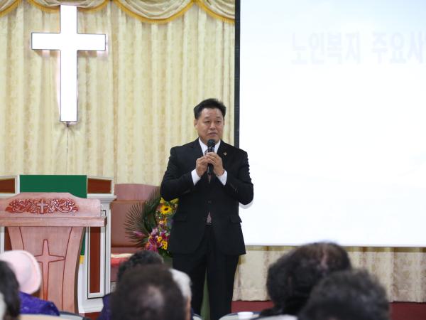 김종담 도의원, 노인대학 특강 나서 2