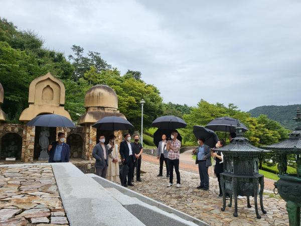 이명연 의원, 문화관광산업 활성화 연구회 종교성지 선진지 답사 3