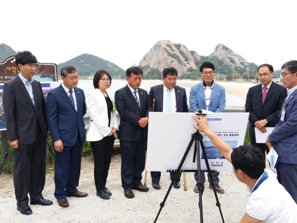 전북도의회 환경복지위, 고군산군도 식수원 개발현장 방문 2