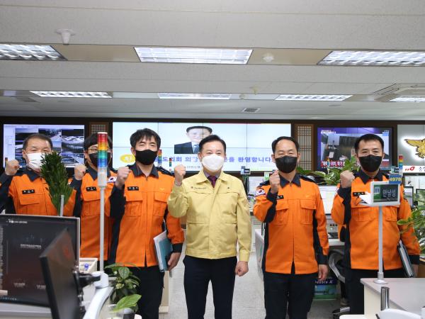 송지용 의장, 코로나 환자이송 소방공무원 위문 3