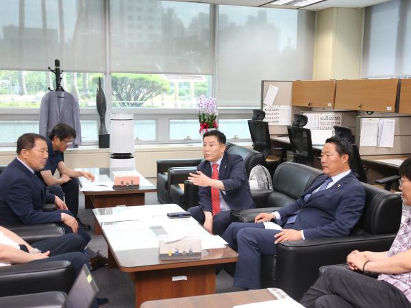 제11대 전라북도의회 후반기 의장단 3