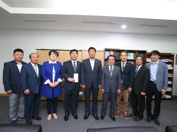 도의회 문건위, 전국소년체육대회 전북 선수단 선전 기원 3