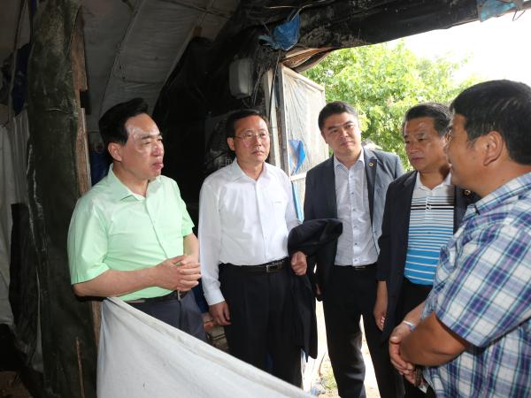 전북도의회, 폭염 피해 양계 농가 방문 위로 1