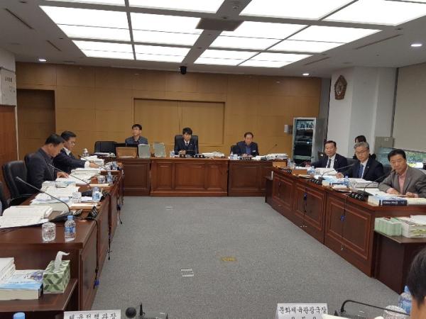 도의회 문건위, 민간위탁기관 행정사무감사 2