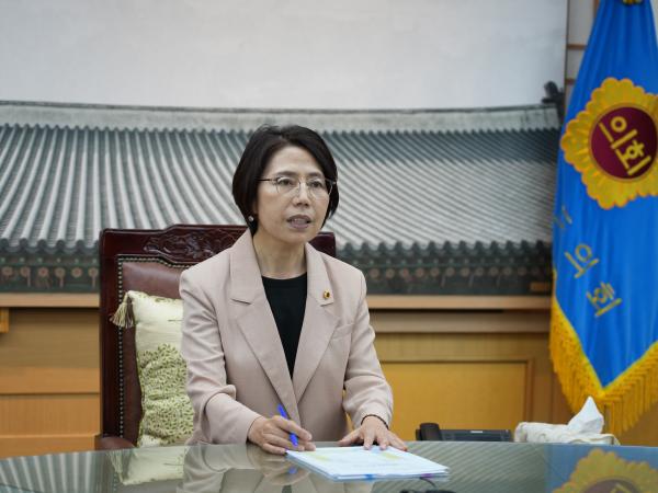 인터뷰 및 프로필 - 국주영은 도의장 2