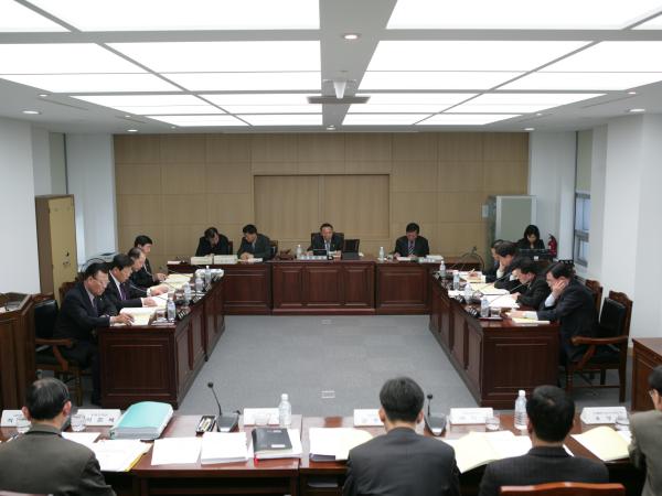 제221회 임시회 산업경제위원회 1차 회의  1