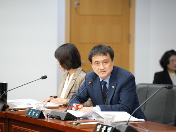 25.12.12. 전북여성가족재단 원장 후보자 인사청문회 2