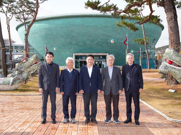 25.11.27. 간행물 편집위원회 현장활동(부안 청자박물관) 2