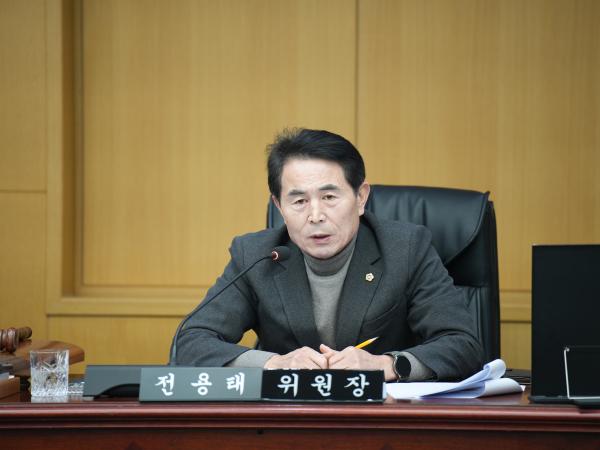 26.01.28. 제424회 임시회 교육위원회 상반기 업무보고 청취