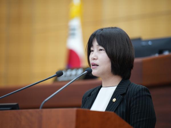 26.03.11. 제425회 도의회 임시회 제2차 본회의(도정질문) 2