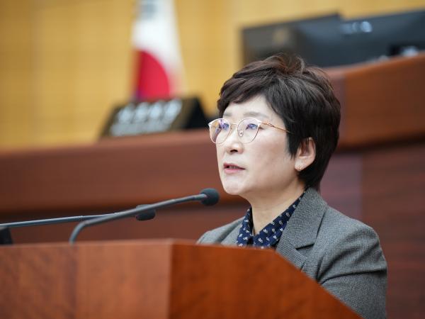 26.03.11. 제425회 도의회 임시회 제2차 본회의(도정질문) 2