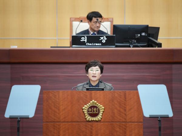 26.03.11. 제425회 도의회 임시회 제2차 본회의(도정질문)