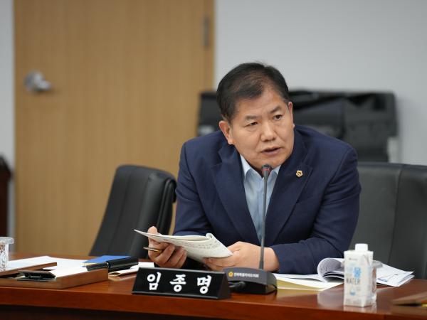24.07.16. 제412회 도의회 임시회 의회운영위원회 하반기 업무보고 청취 10