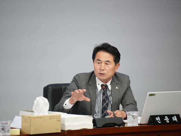 25.11.14. 제423회 도의회 정례회 2025년도 교육위원회 소관 행정사무감사 8