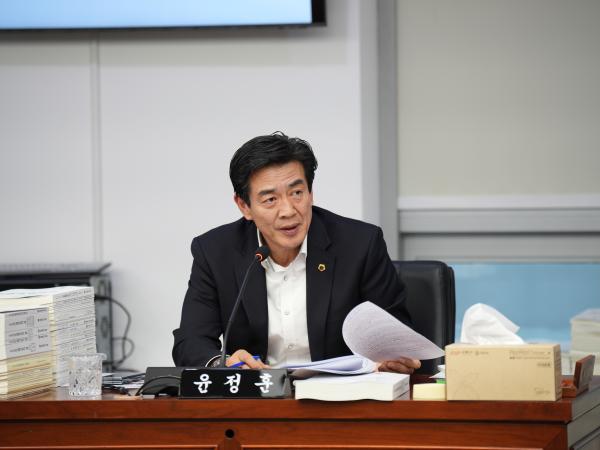 25.11.14. 제423회 도의회 정례회 2025년도 교육위원회 소관 행정사무감사 6