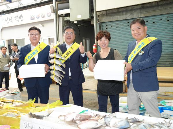 25.09.29. 전북특별자치도의회 추석 전통시장 장보기 캠페인