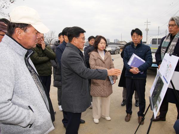 24.12.09. 이명연 부의장 미산 자연재해위험개선지구 현지점검 첨부이미지 : DSC00464.JPG