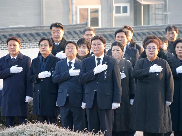 25.01.02. 군산 군경합동묘지 참배 첨부이미지 : 2MYH09642.jpg