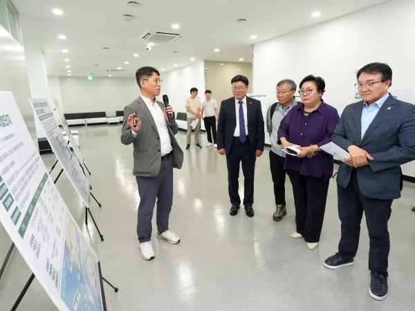 25.07.10. 군산에너지산업융복합단지 현지의정활동 3