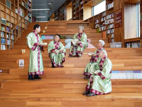 25.06.25. 간행물편집위원회(백제왕궁박물관) 촬영